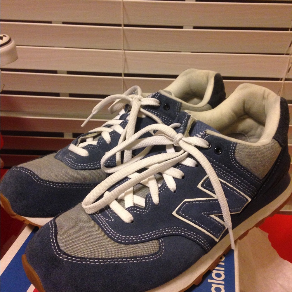 New balance shoes